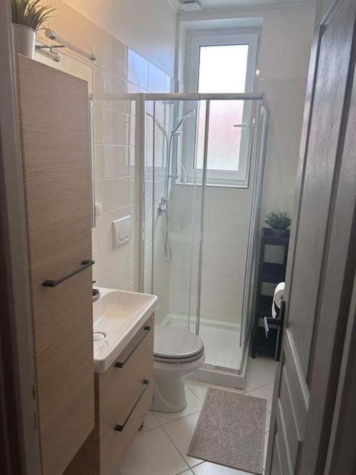 Studio dans villa proche mer Apartment in Nice