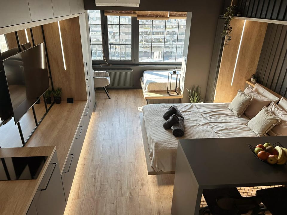 Bed, TV and multimedia, Photo of the whole room, Bedroom, wardrobe