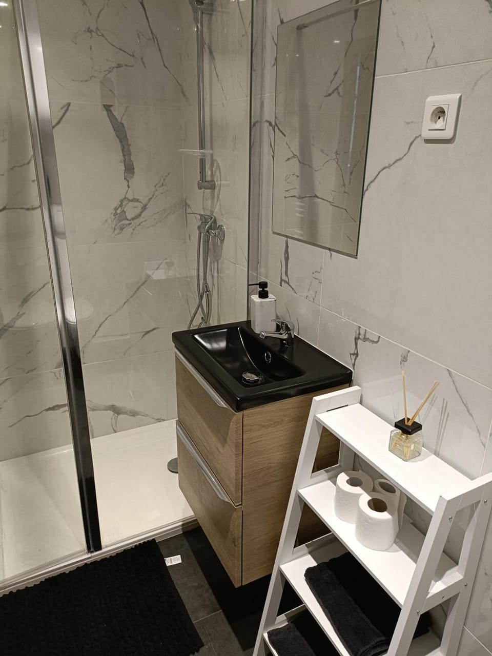 Studio confortable style Apartment in Hauts-de-France