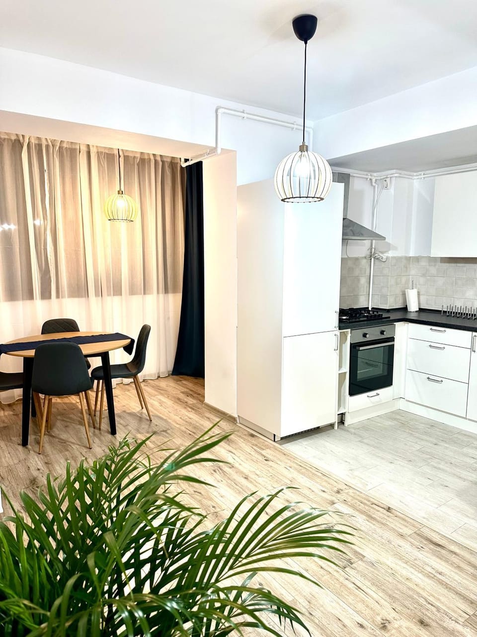 Tree House Apartment in Bucharest