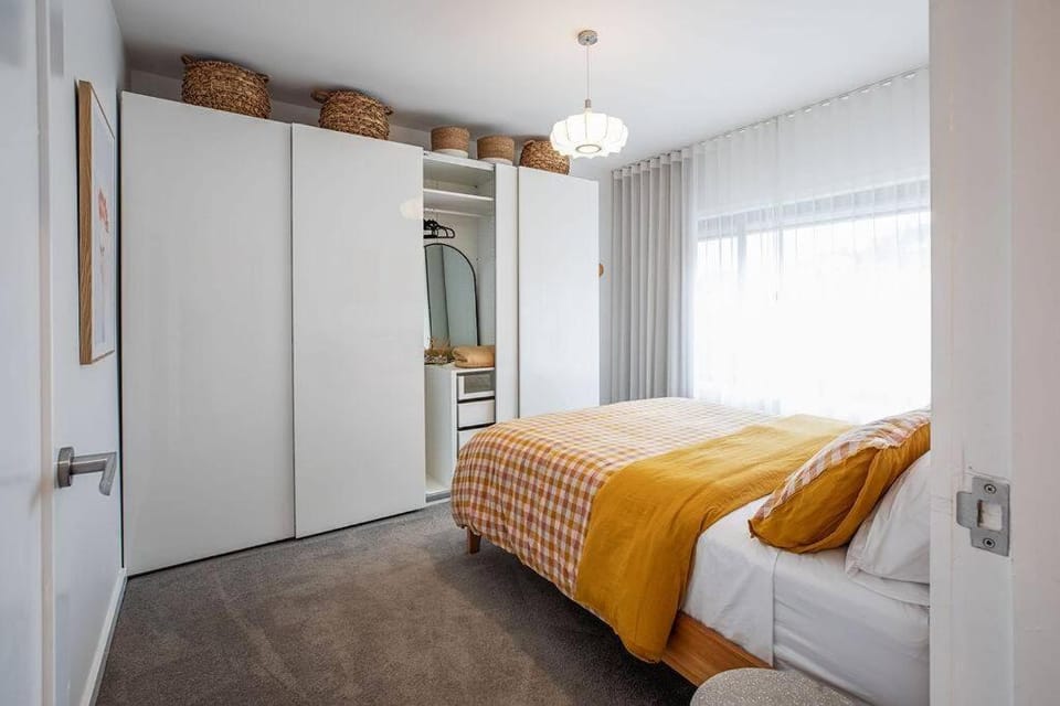 Convenient luxury home, minutes to CBD + hospital House in Launceston