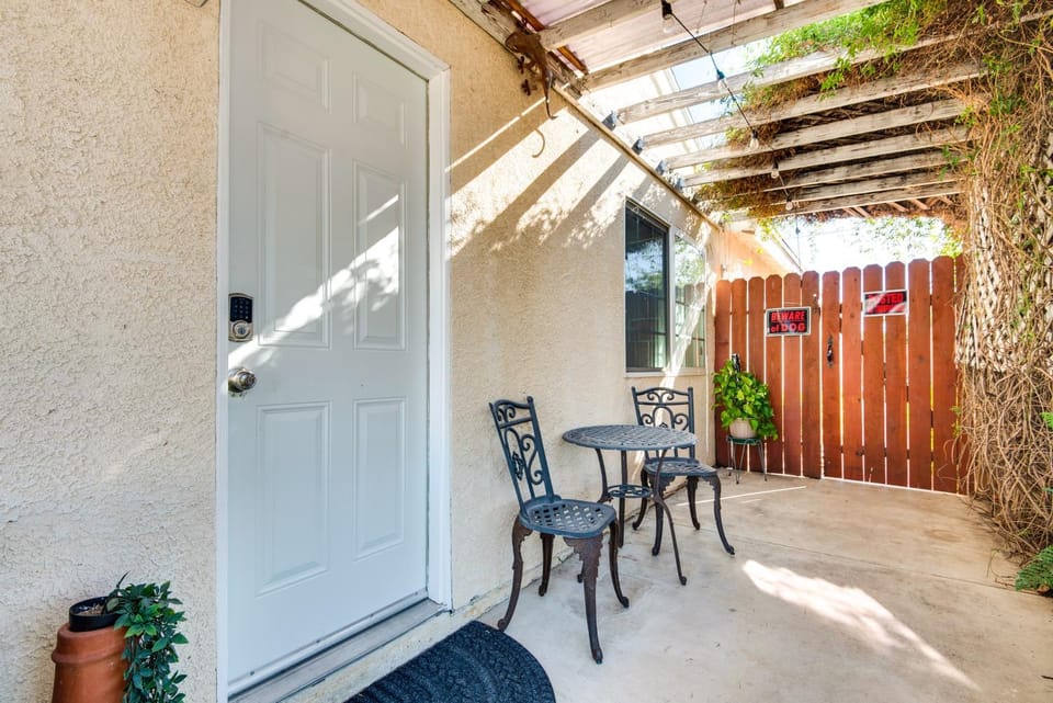 Cozy Simi Valley Studio < 10 Mi to Hiking & Golf Apartment in Simi Valley