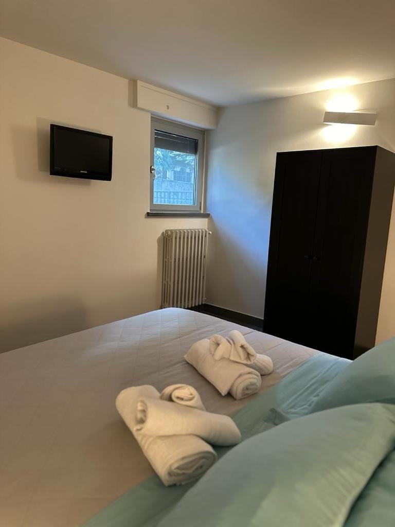 IL GIARDINETTO DI ELELU' Private Garage Apartment in Orvieto