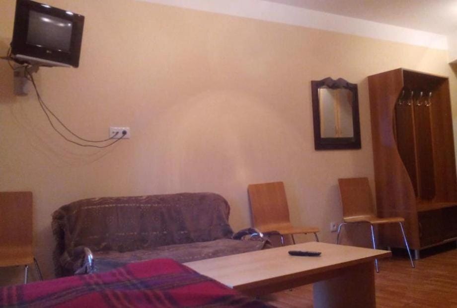 axis Apartment in Georgia