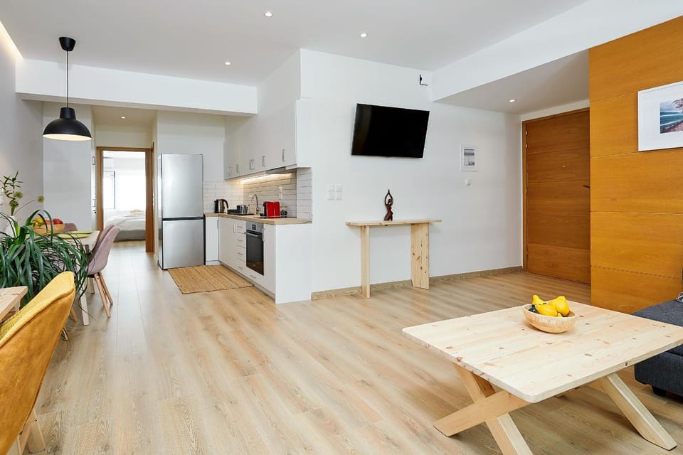 TV and multimedia, Living room, Seating area, kitchen