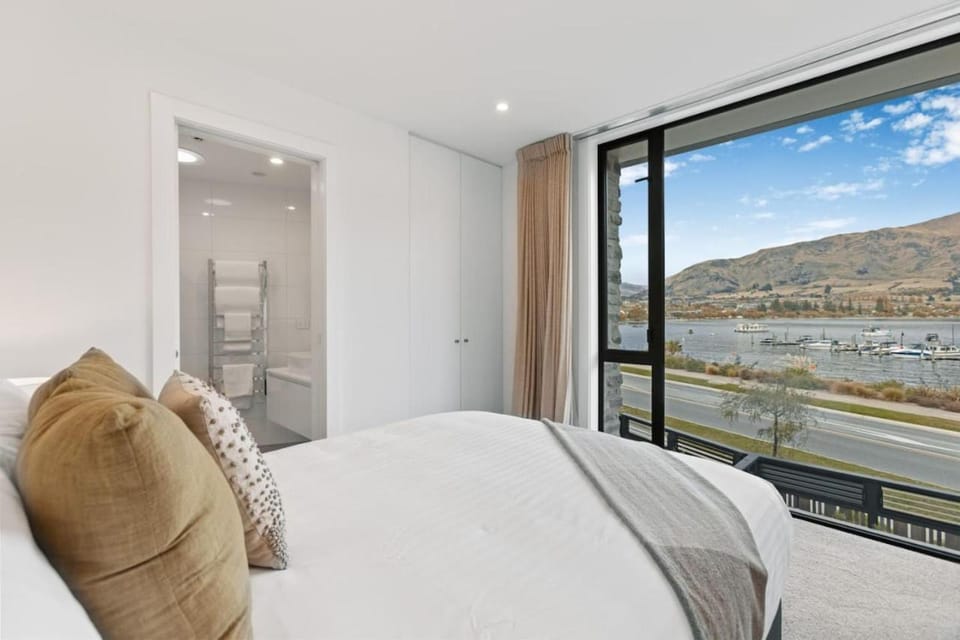 Marina Views - Luxury Apartment Apartment in Wanaka