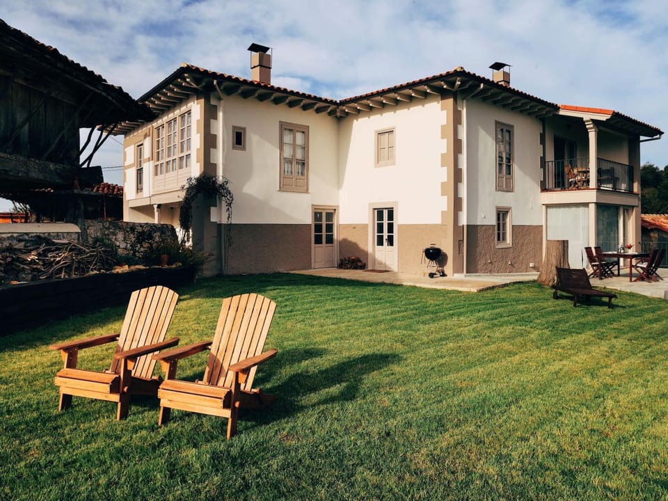 Property building, Garden, Internal: Not applicable to any particular room