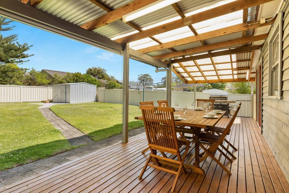Campbell's Cottage by Experience Jervis Bay House in Huskisson