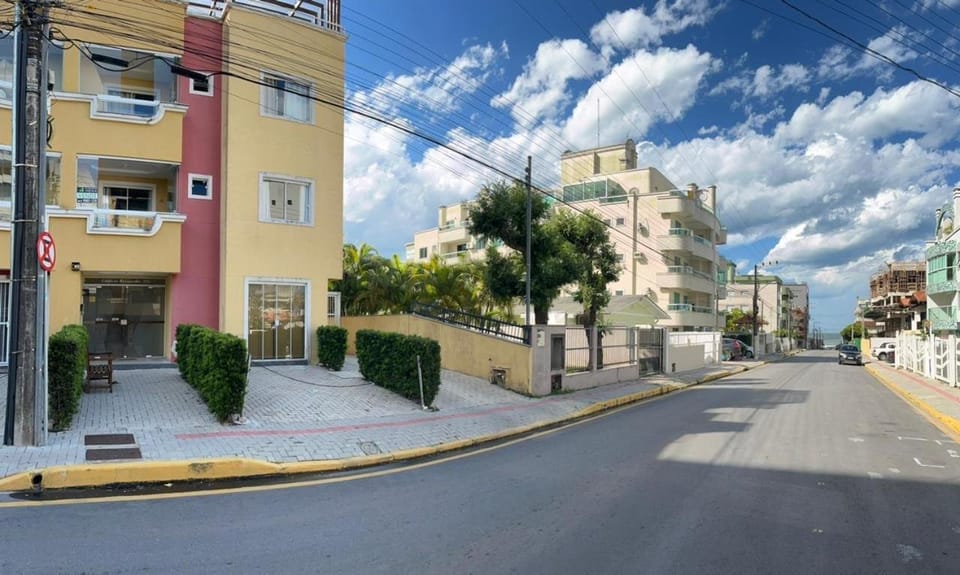 APARTAMENTO PRAIA BOMBINHAS Apartment in Porto Belo