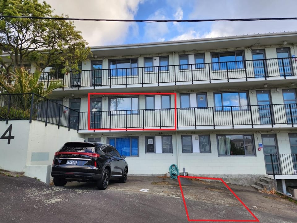 Property building, Parking
