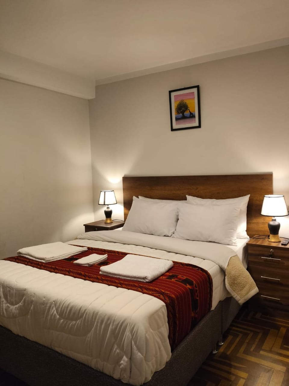 Bed, Photo of the whole room, Bedroom, towels