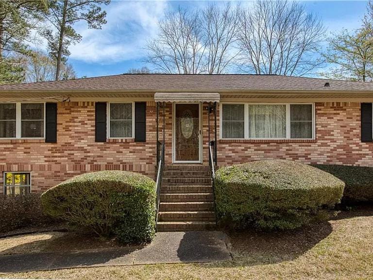 Spacious 4BR Retreat in Vibrant Smyrna Near Lakes House in Georgia