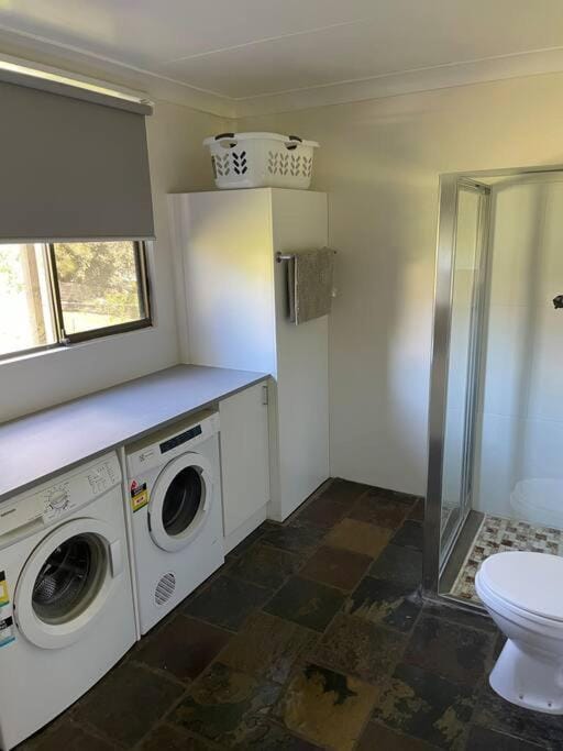 Toilet, Bathroom, washing machine, dryer