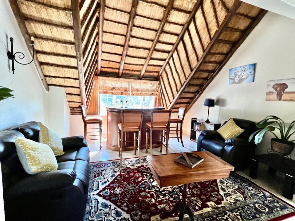 Library, Living room, Seating area