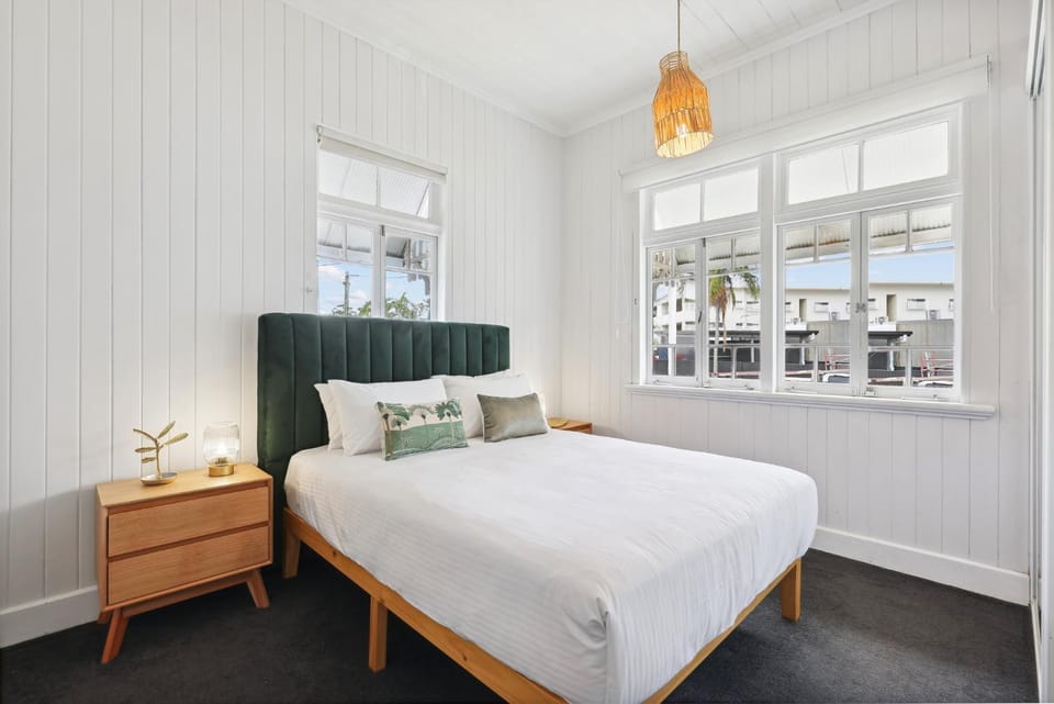 Tranquil 3-Bed Family Home with Spacious Backyard House in Brisbane