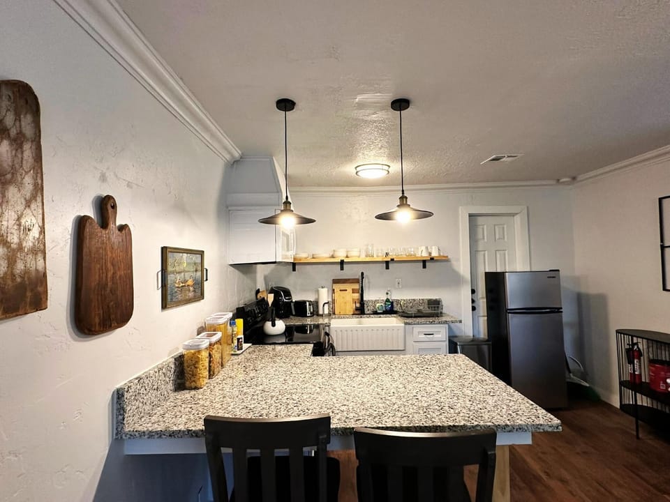 2BR Apt 4 mins OCU House in Oklahoma City