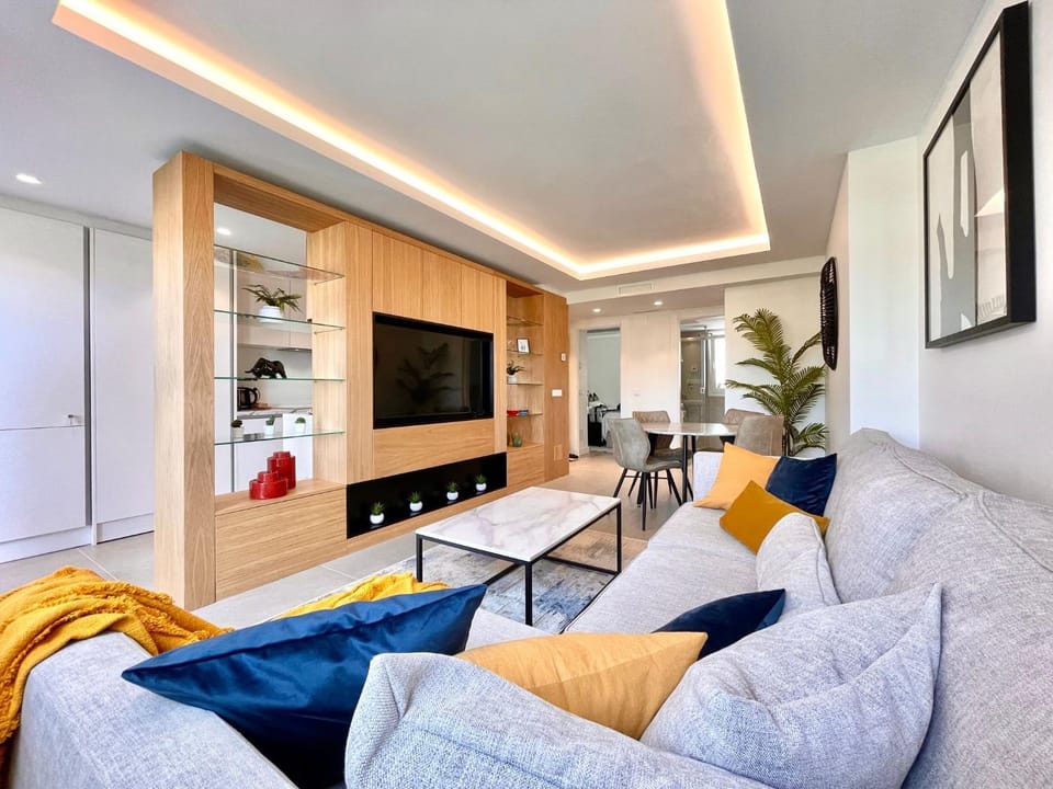 TV and multimedia, Living room, Dining area
