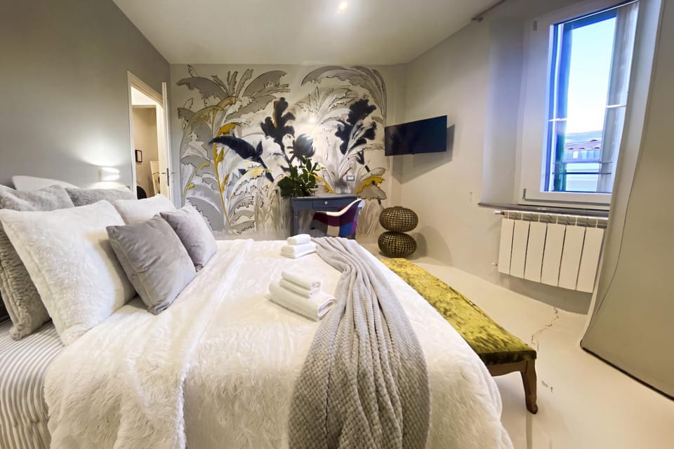 Signature Design & Panoramic Views Apartment in Montecatini Terme