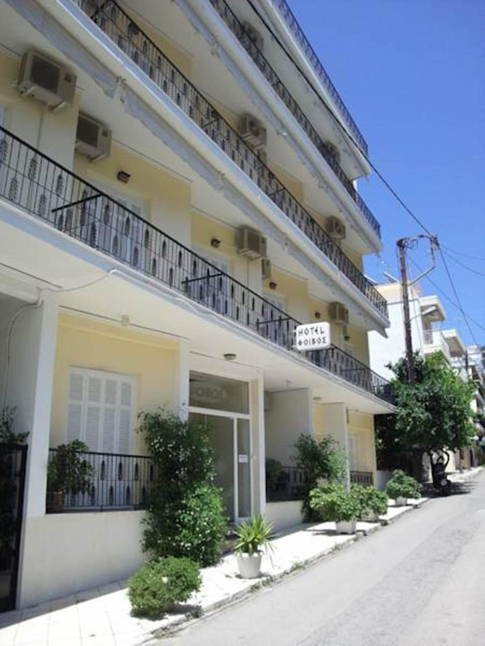 Property building, Day