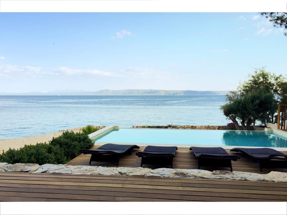 Pool view, Swimming pool