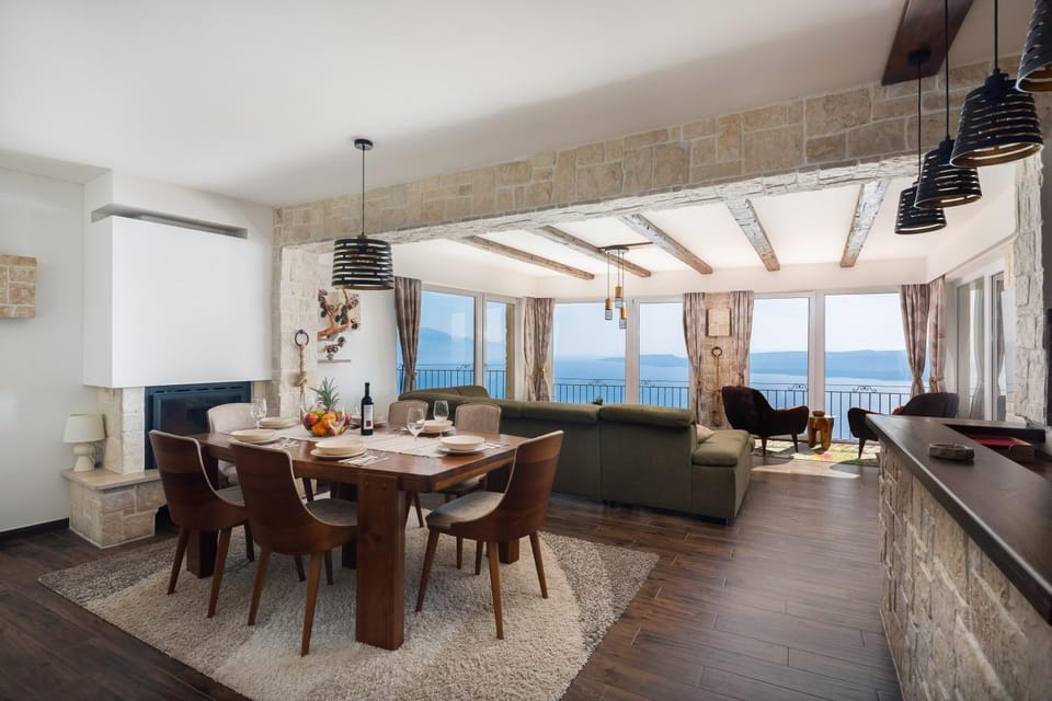 Natural landscape, Living room, Dining area