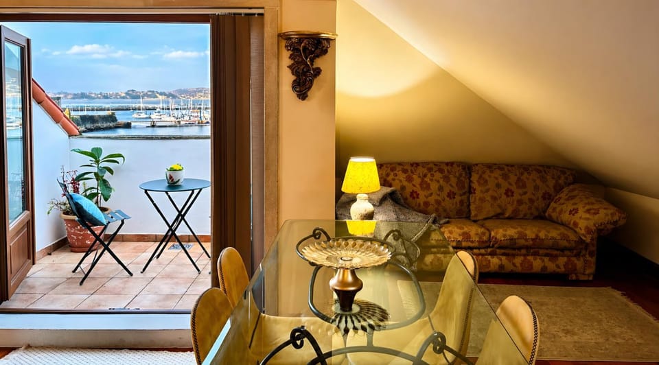 Balcony/Terrace, Living room, Dining area, Sea view