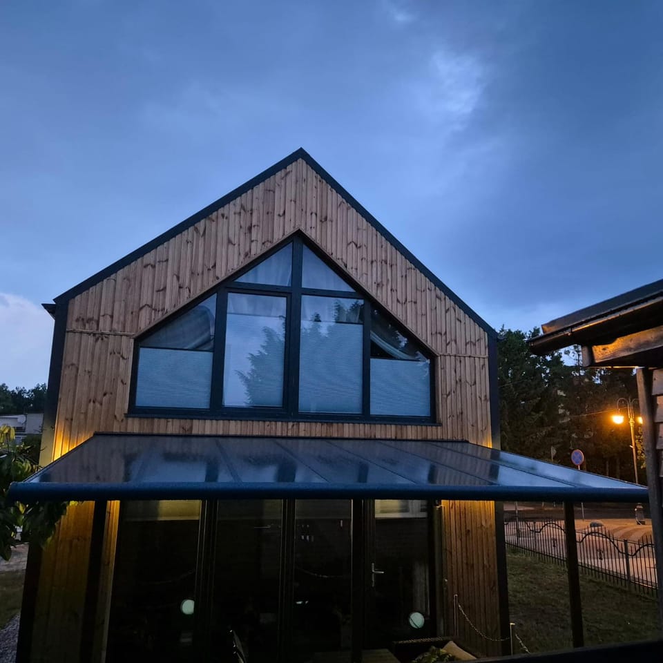 Amber Barn - Bursztynowa Stodoła - Noclegi u Loni - w zacisznym centrum nad morzem z parkingiem House in West Pomeranian Voivodeship, Poland