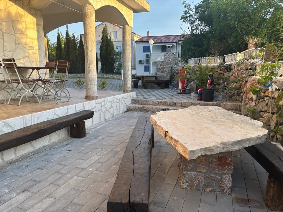 Bajic Apartmani Apartment in Seline