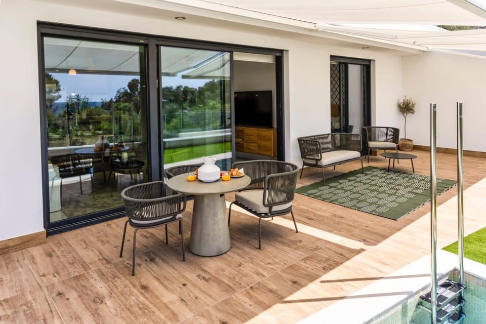 Luxury Sea View Apartment by United Renters Apartment in Marina Baixa