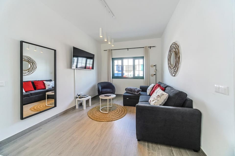 Luxury Beach Sea Front Guanarame Apartment in Isla de Lanzarote
