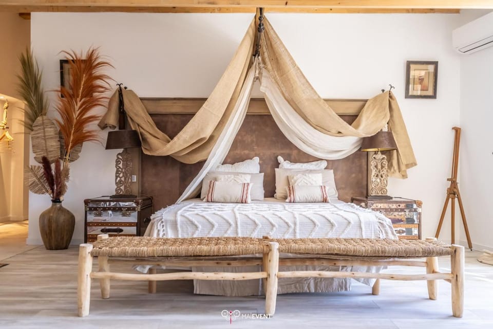 VILLA au Cap Brun, 4 belles chambres, Piscine Inn in Toulon