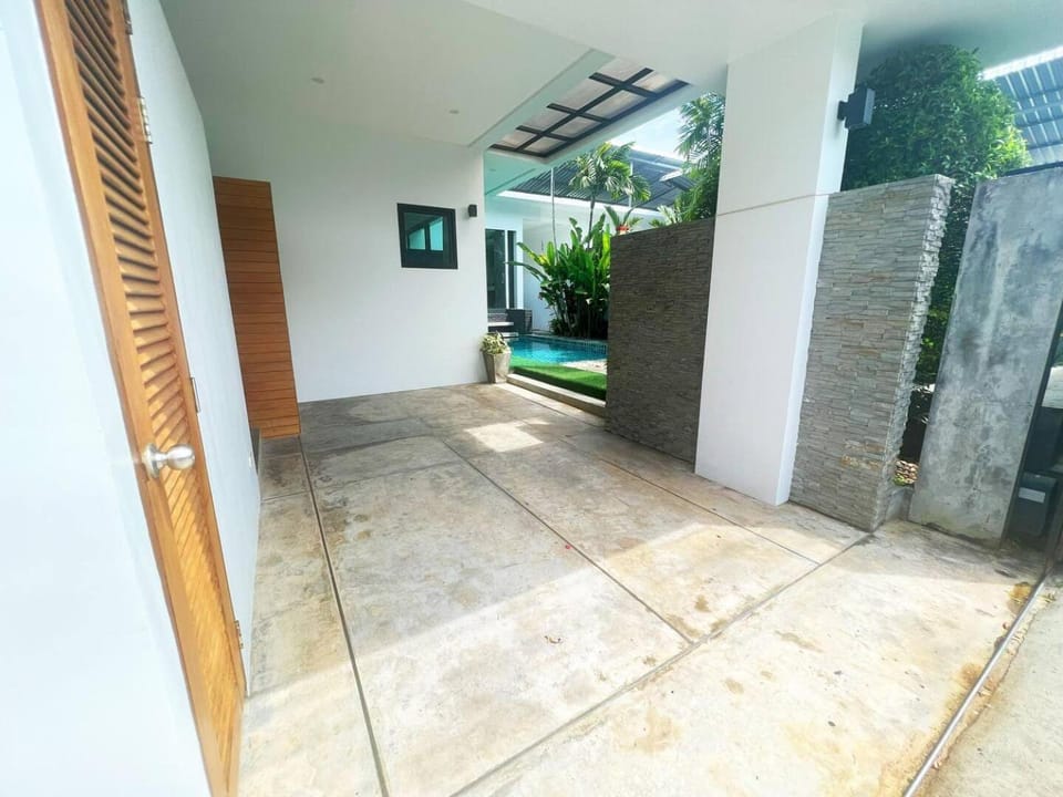 Intimate Oasis, 2 bedrooms Pool Villa in Rawai