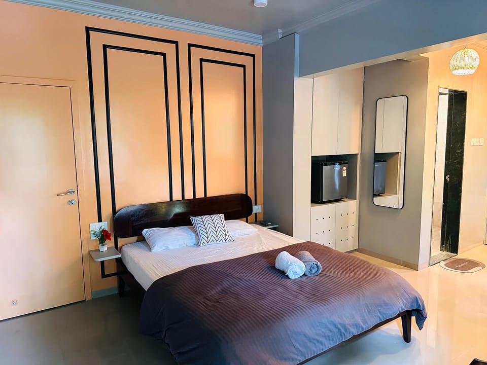 Bed, TV and multimedia, Photo of the whole room, Bedroom, wardrobe