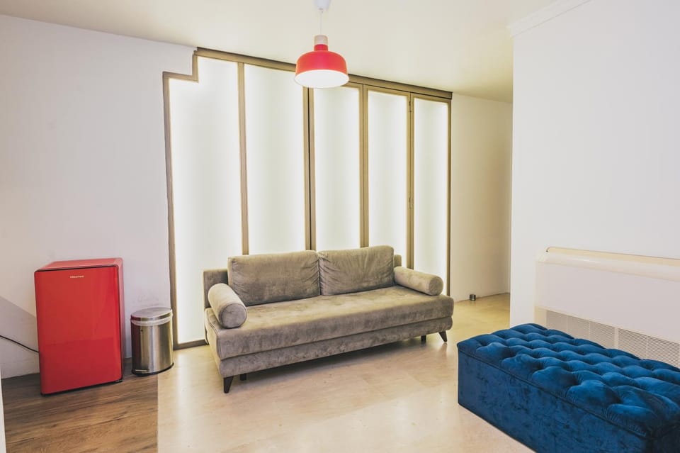Seating area, Bedroom
