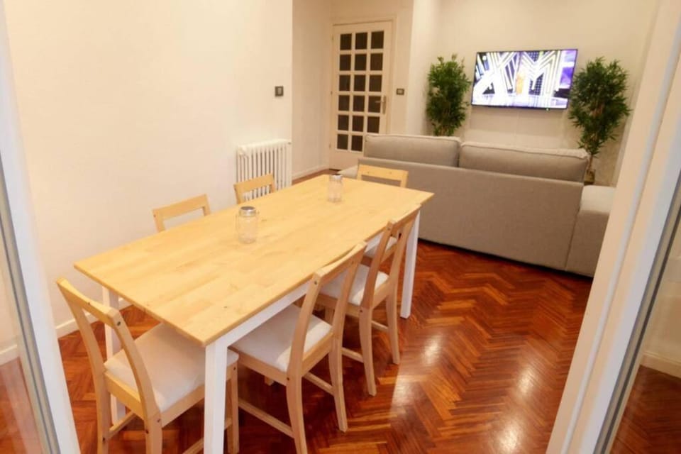 Piso lujo en Gran Vía con garaje Apartment in Vigo