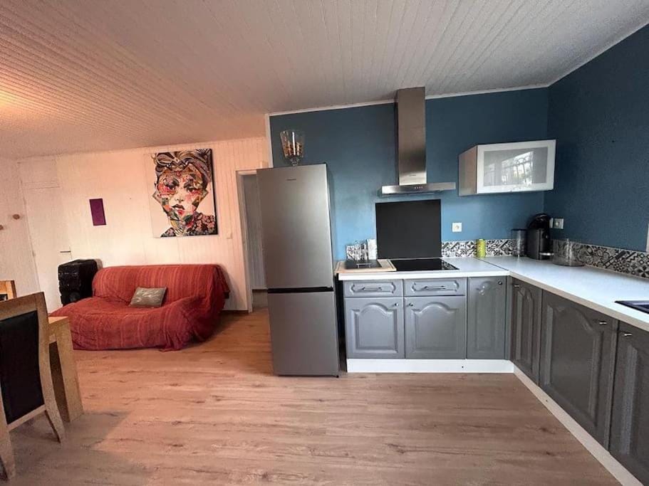 Bel appartement vue mer. Apartment in Roquebrune-sur-Argens