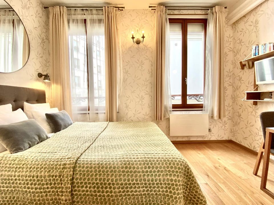 Bed, Photo of the whole room, Bedroom, hair dresser