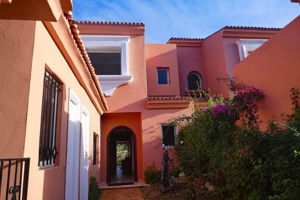 Villa luxueuse au centre du golf Villa in Casablanca-Settat