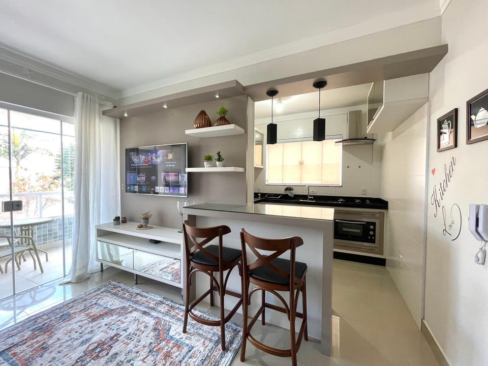 Kitchen or kitchenette, Dining area, oven, pet friendly, stove, toaster