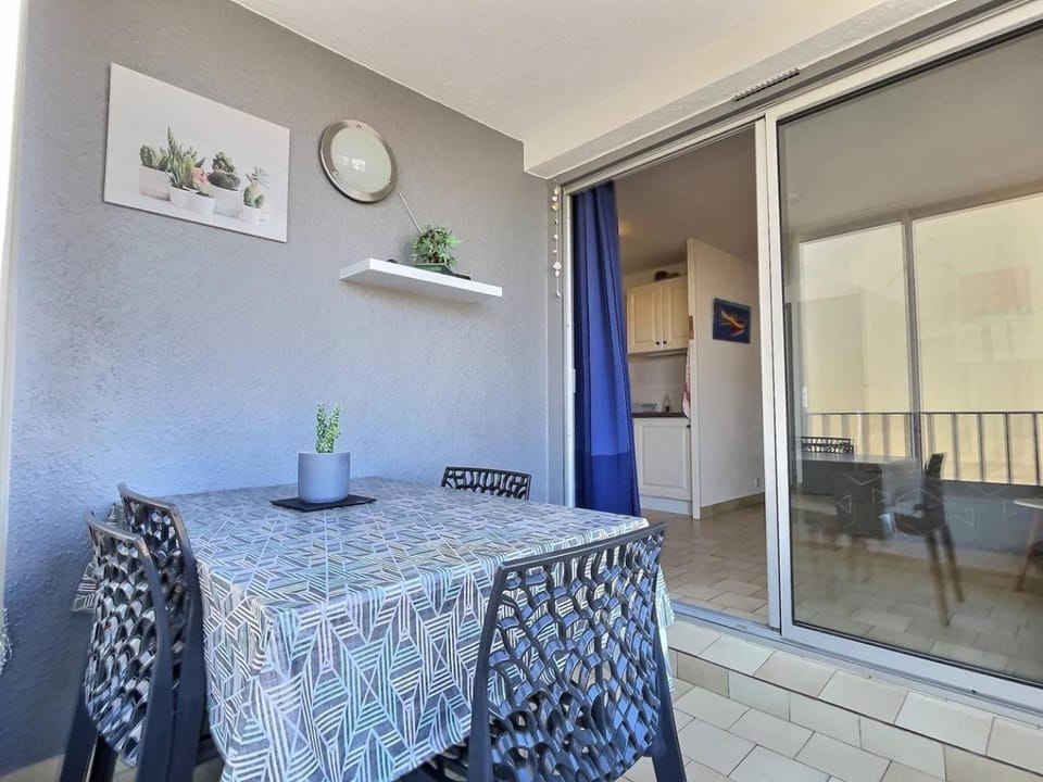 Balcony/Terrace, Dining area