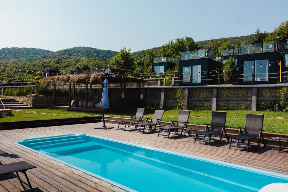 Natural landscape, Mountain view, Pool view, Swimming pool, sunbed