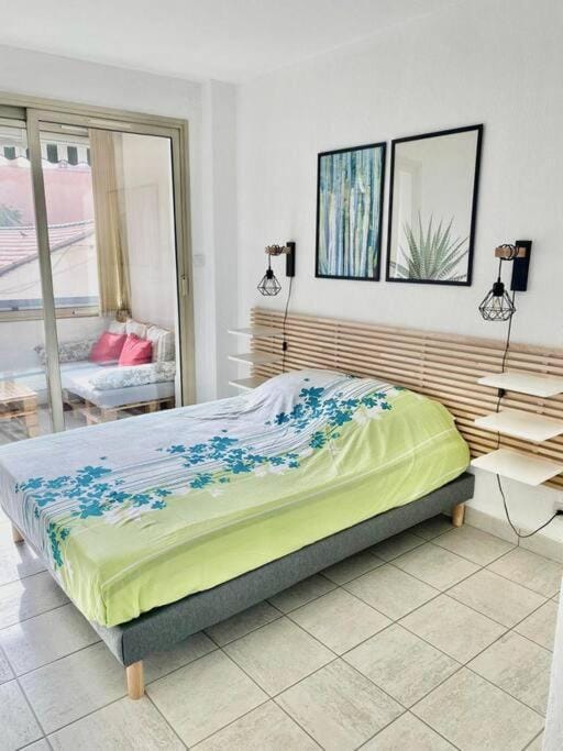 Le Central Spacieux avec loggia Apartment in Saint-Raphael