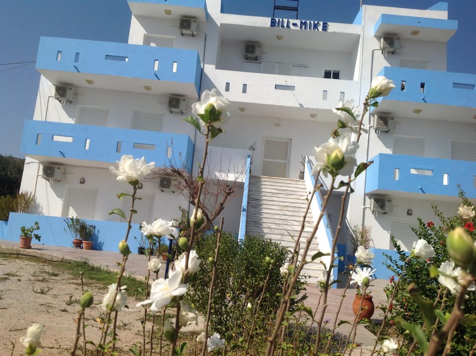 Bill & Mike Apartment hotel in Kos, Greece