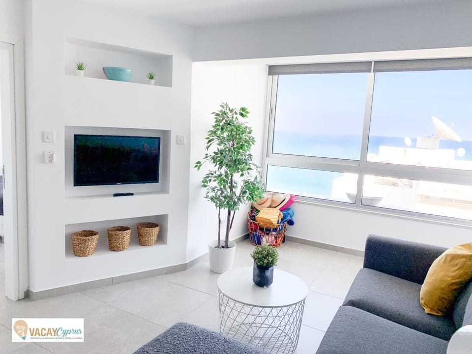 Sea the Sunrise Apartment in Larnaca