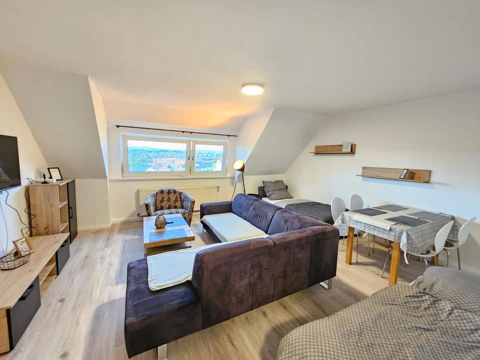 TV and multimedia, Living room, Photo of the whole room, Seating area, Dining area