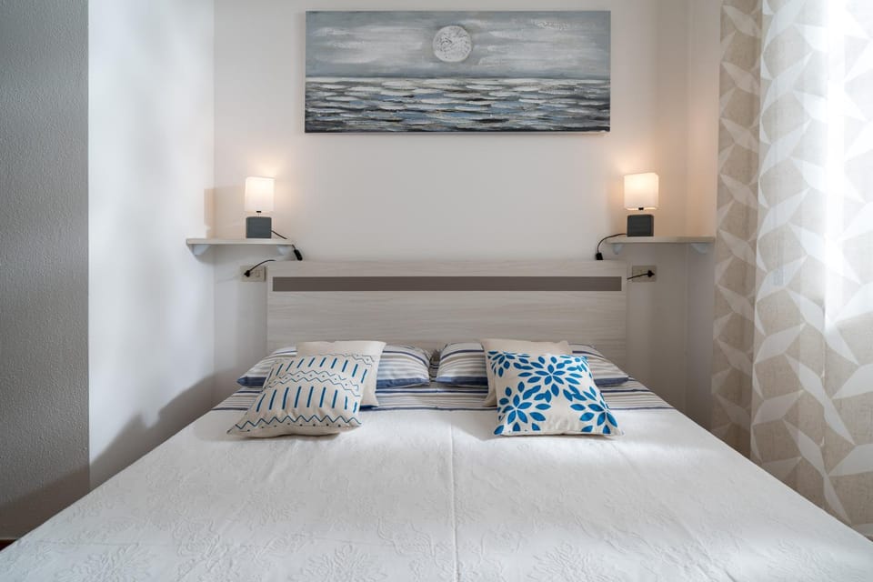 Living room, Bedroom