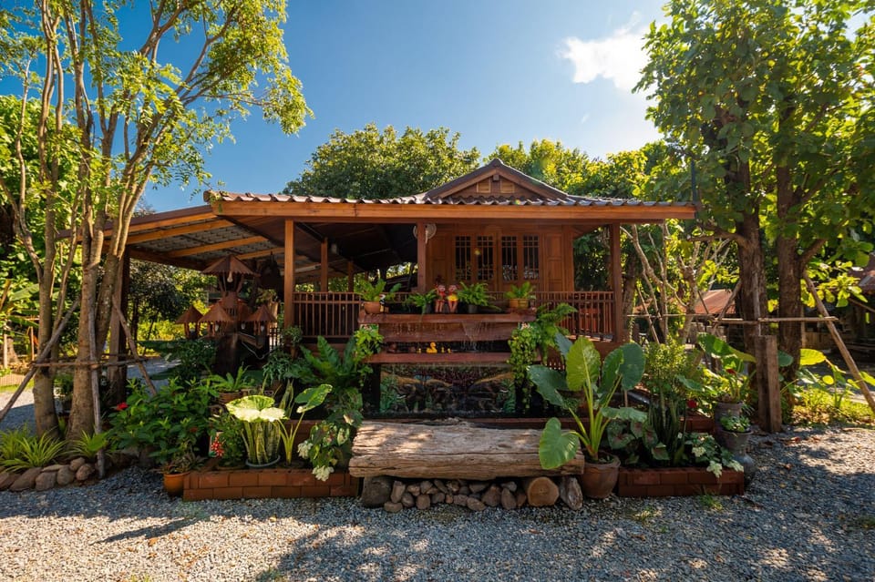 Property building, Patio, Garden, Garden view