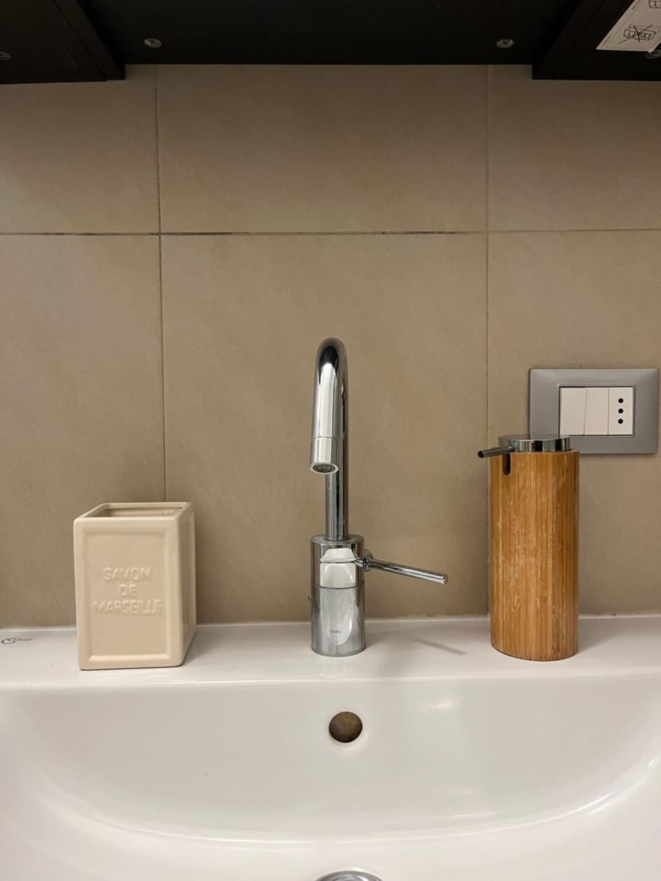 Bathroom, heating