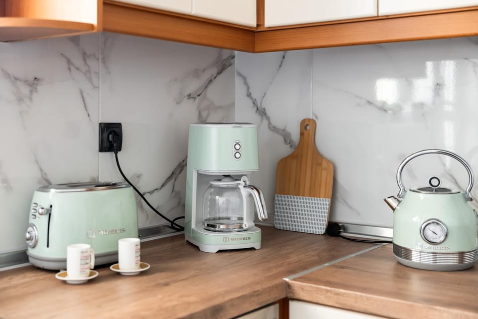 Coffee/tea facilities, Kitchen or kitchenette, toaster