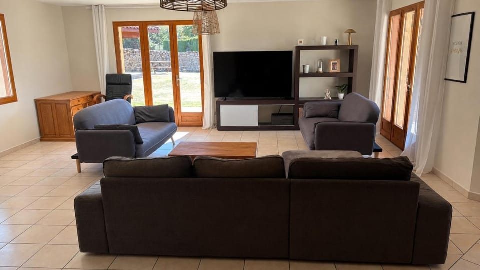 Havre de paix proche CNPE Bugey Villa in Auvergne-Rhône-Alpes